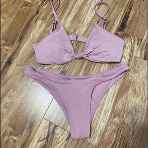 Dippin Daisy bikini set